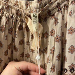 Spell Skirt Salmon Colored